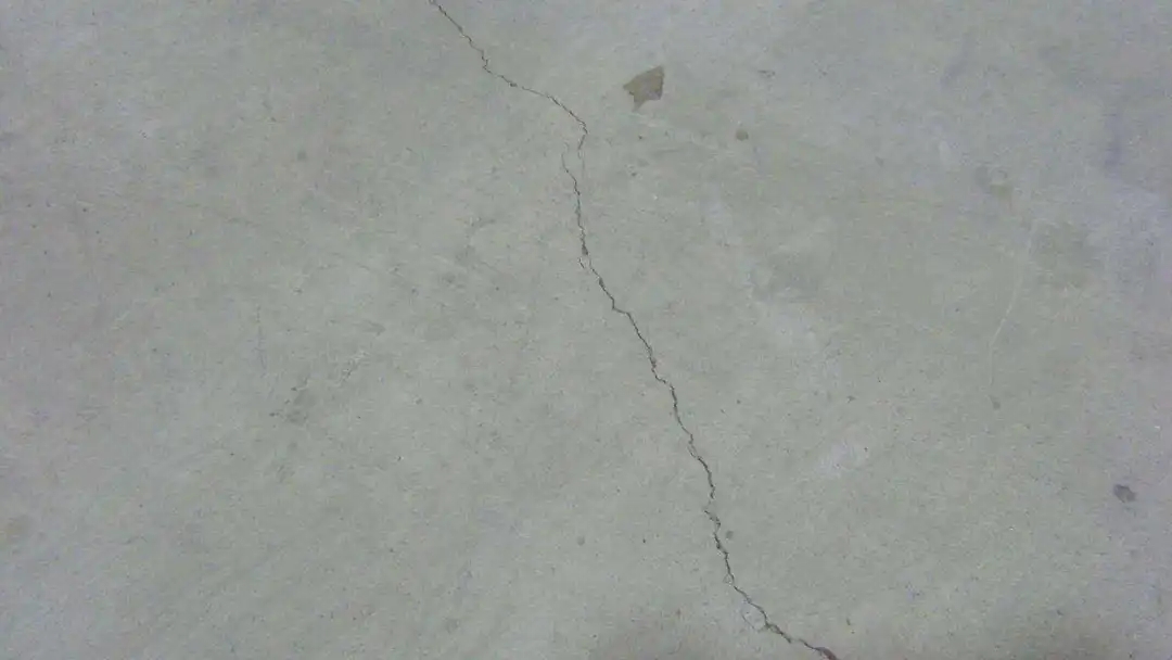 地暖回填后，地面開(kāi)裂怎么辦？